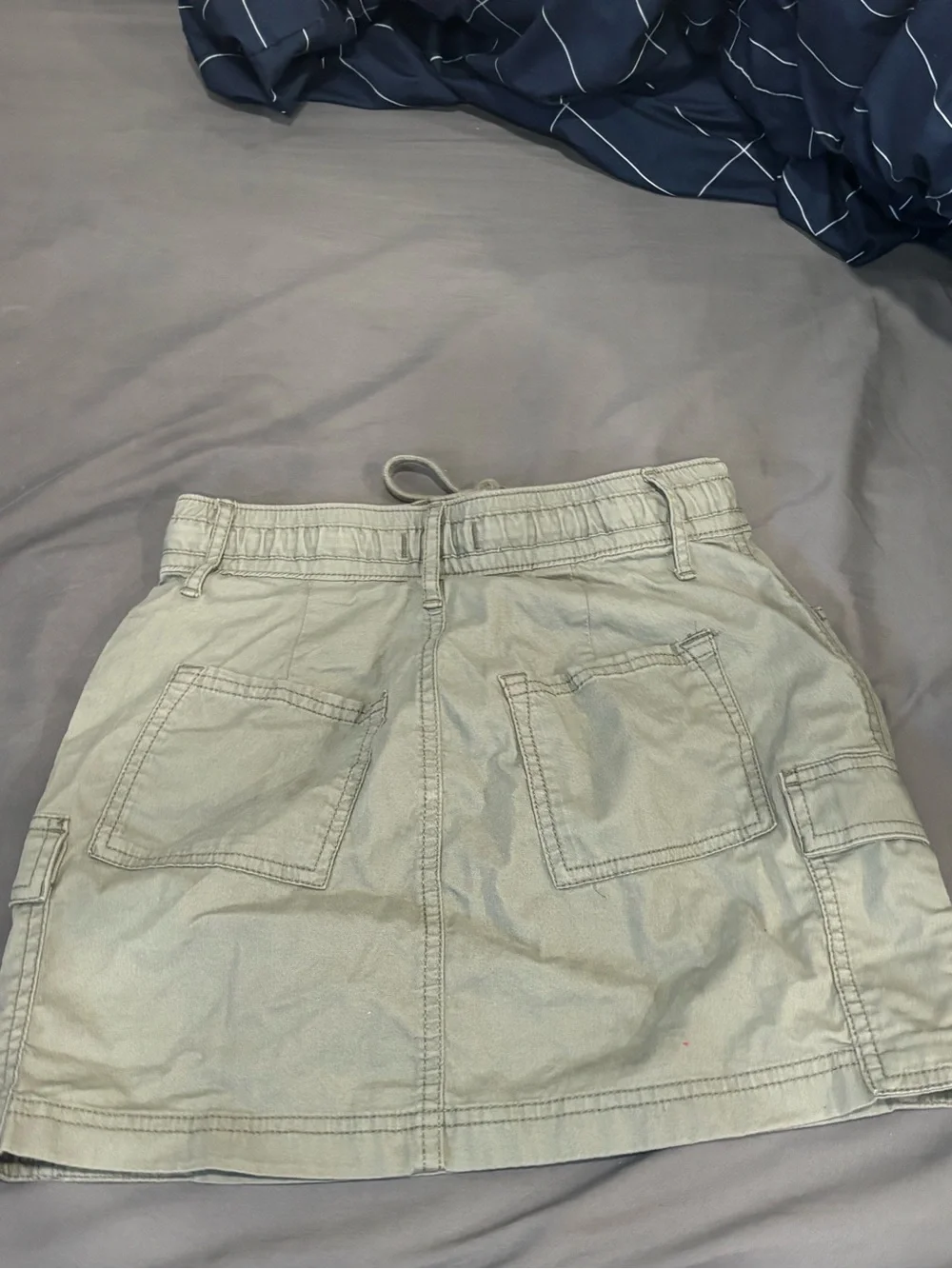 Hollister- Casual Olive Drawstring Utility Skirt with Pockets